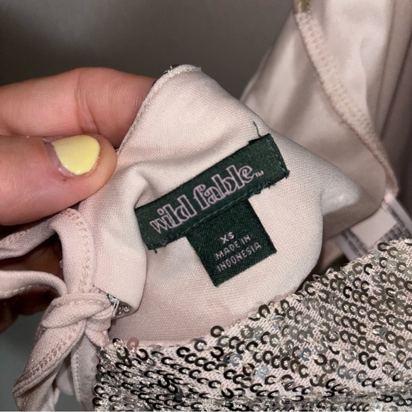 Wild Fable Silver Sequin Halter XS - Picture 4 of 5